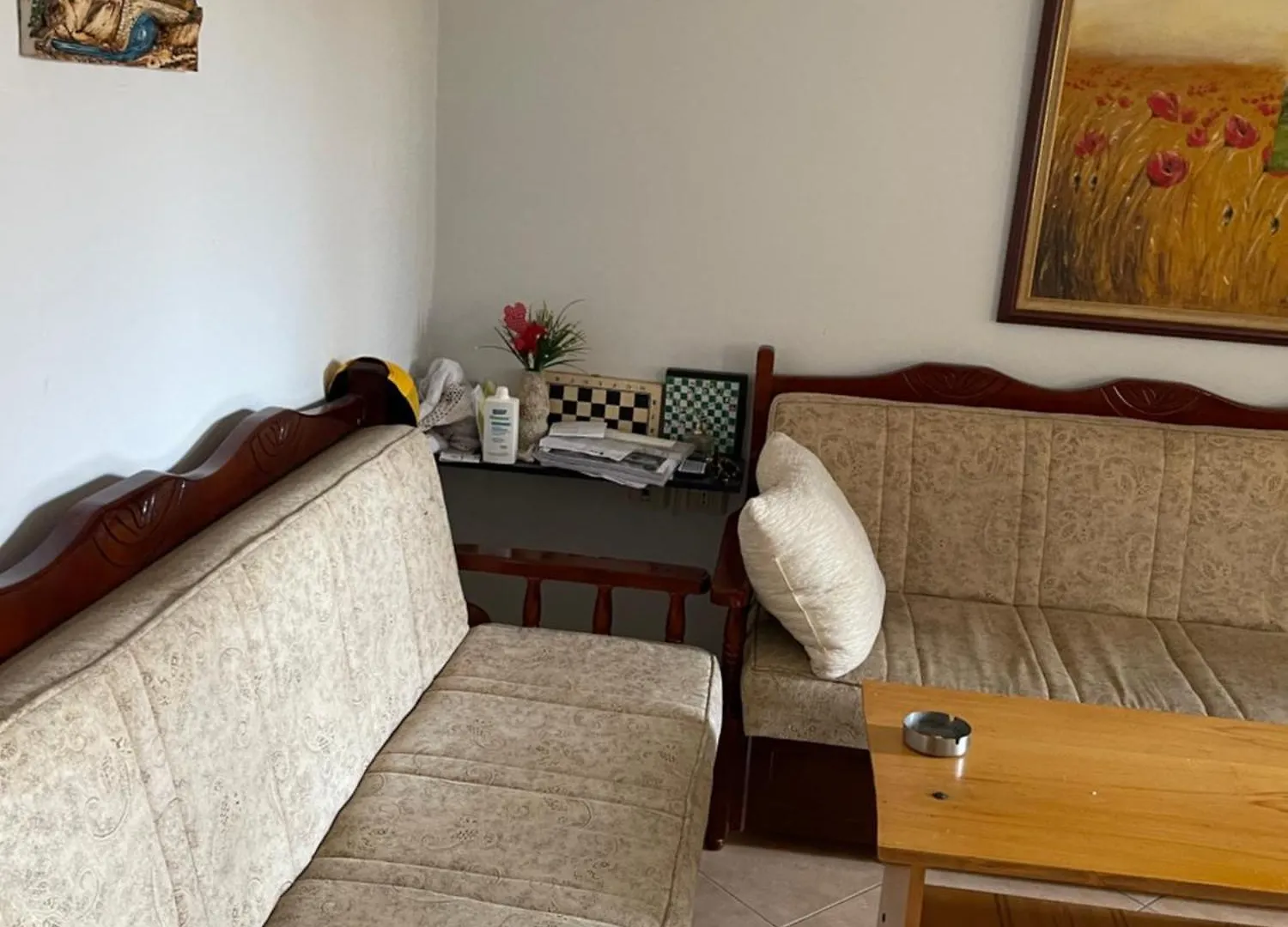 Ernald Hotel Tirana 0*,  Albania