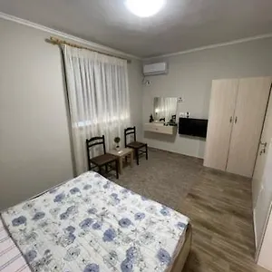  Guest house New Bazaar